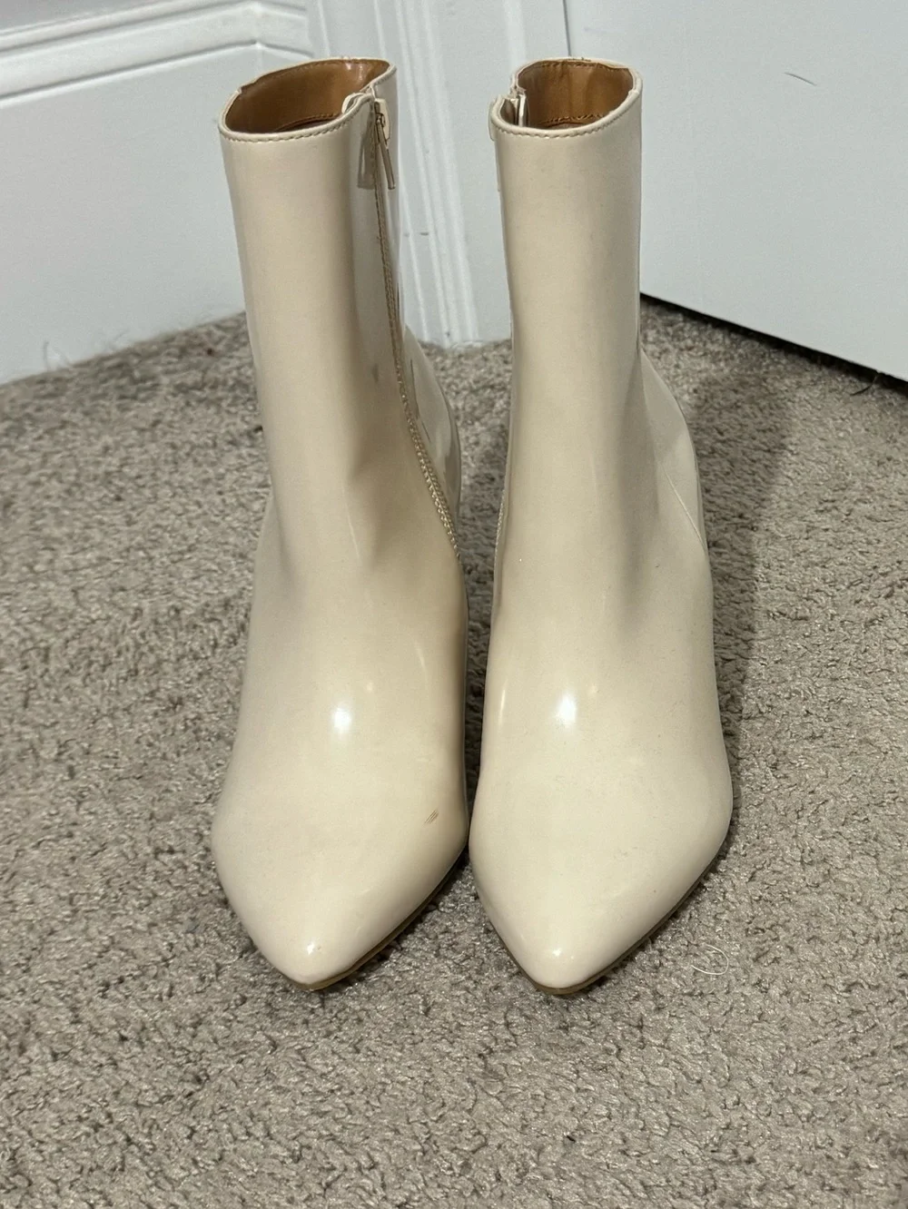 Pretty Dolce Vita size 7 bone patent Pascal wedge boots women new